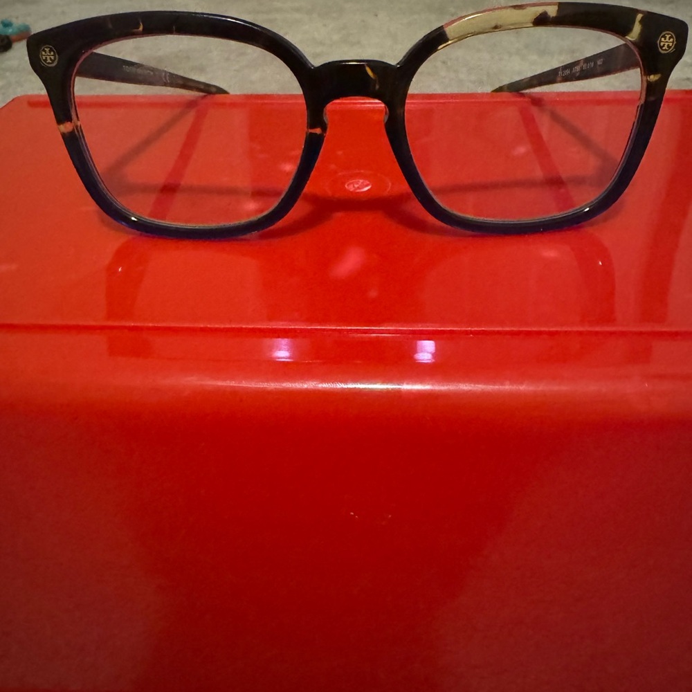 Tortoise Shell Square Glasses